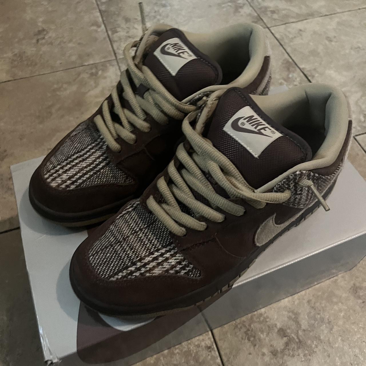 P0 (9) Nike SB Dunk Low Tweeds - Image 1