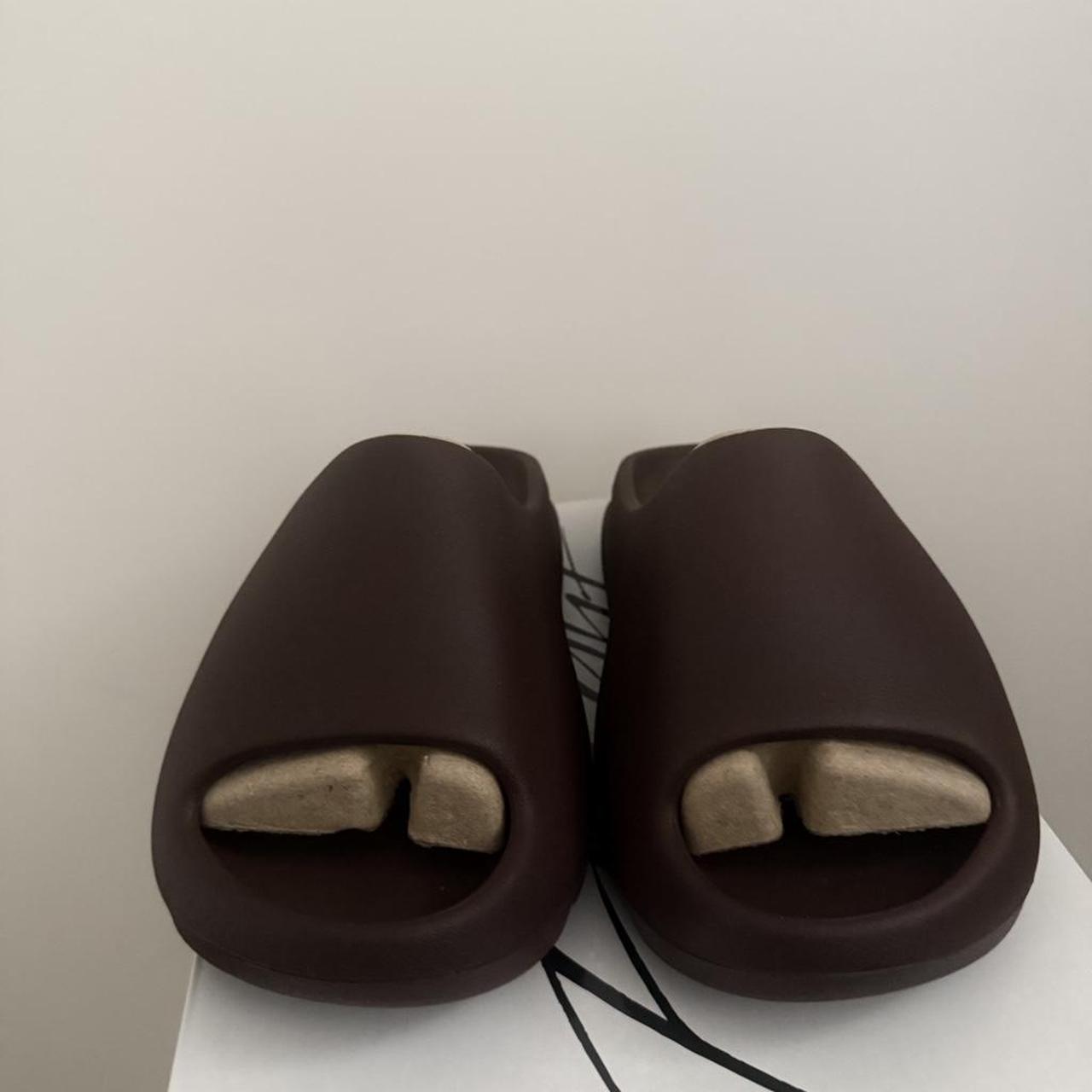 P0 - 2026-06-23T153806.176 Yeezy Men's Brown Slides - Image 1