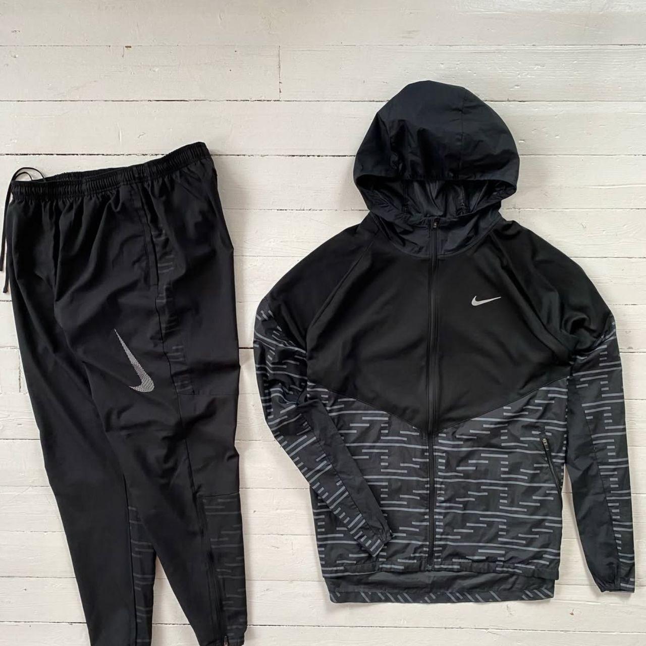 P0 (80) Nike Men's Black and Grey Miller Set - Image 1