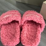 Balenciaga Women's Pink Slides - Image 3